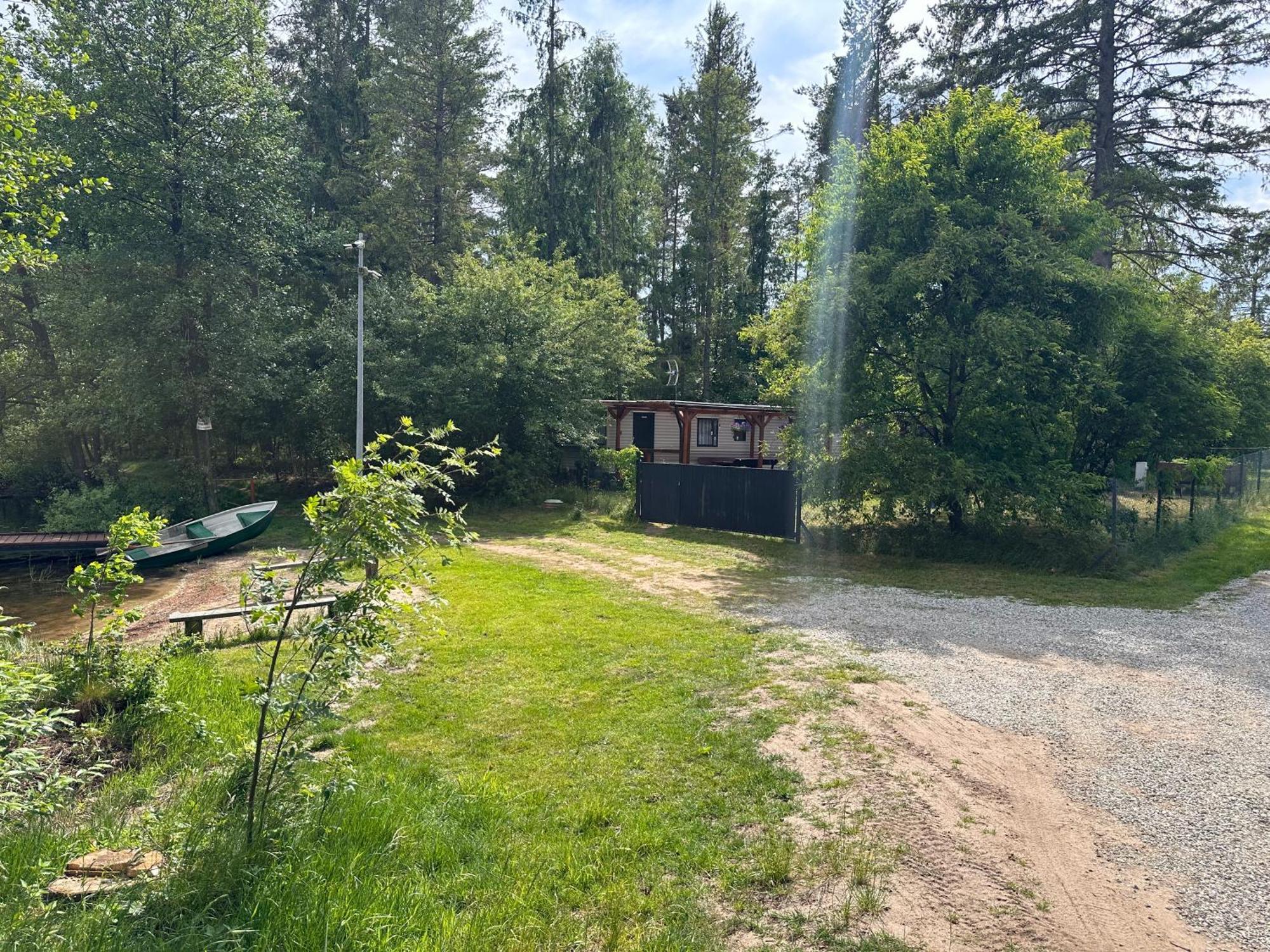 Lowisko Okonek Campsite Zalakowo